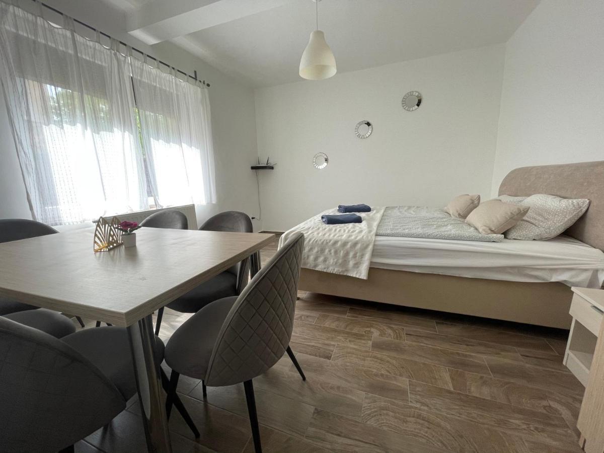 Smeraldo Apartmanok ชิโอฟก ภายนอก รูปภาพ